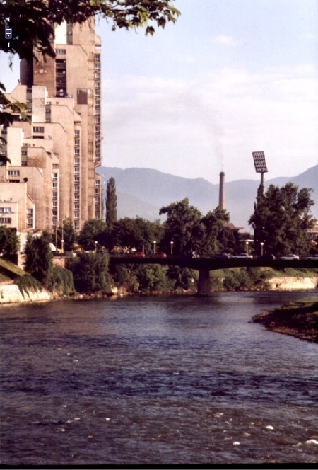 http://archiv.gesamtschule-friedenstal.de/archivalbum/cache/vs_2001-Zenica_zen01_zenica09.jpg