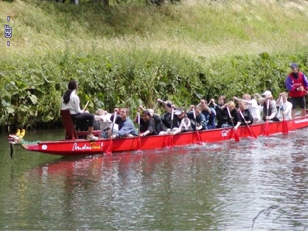 http://archiv.gesamtschule-friedenstal.de/archivalbum/cache/vs_2002-Drachenbootcup_Drachenboot02_05.JPG