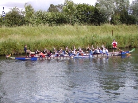 http://archiv.gesamtschule-friedenstal.de/archivalbum/cache/vs_2002-Drachenbootcup_Drachenboot02_17.jpg