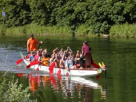 http://archiv.gesamtschule-friedenstal.de/archivalbum/cache/vs_2003-Drachenbootcup_Drachenboot03_20.jpg