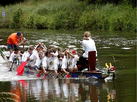 http://archiv.gesamtschule-friedenstal.de/archivalbum/cache/vs_2004-Drachenbootcup_Drachenboot04_16.jpg